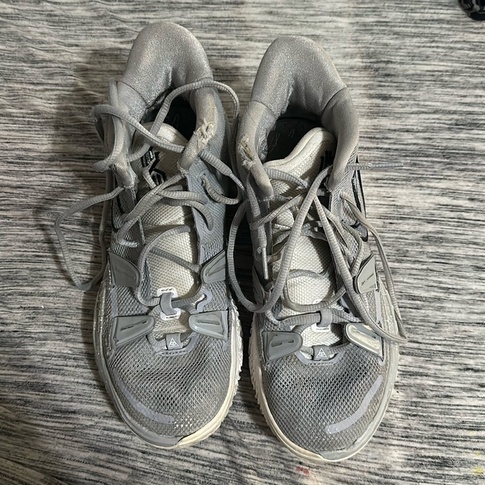Kobe Basketball shoes